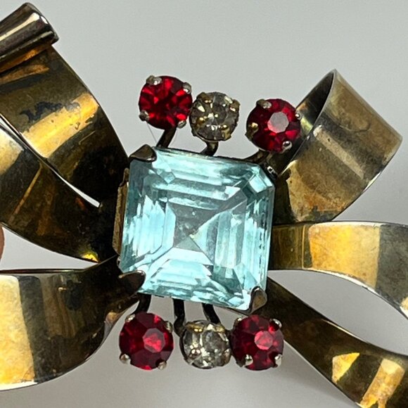 Vintage 1940s Gold Over Sterling Aqua Blue Stone Ribbon Bow Brooch - Picture 6 of 9